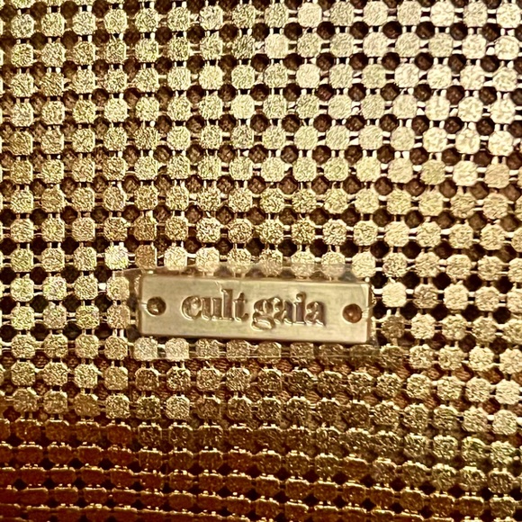 🌺🎉HP🎉🌺 NWT Cult Gaia Gia Bag Brushed Brass - Picture 16 of 16